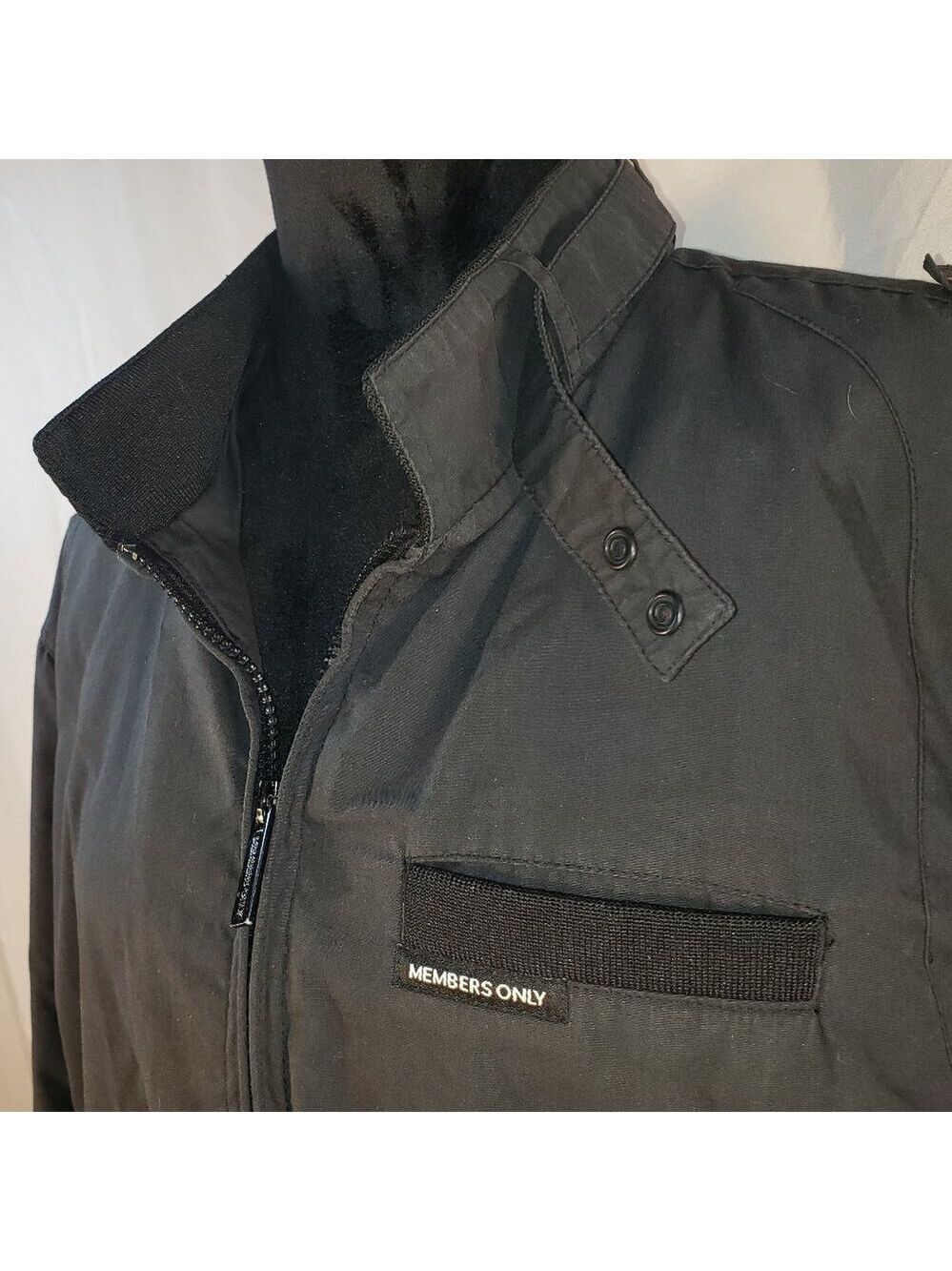 Men's Member's Only Iconic Racer Zip Up Jacket in Black - M